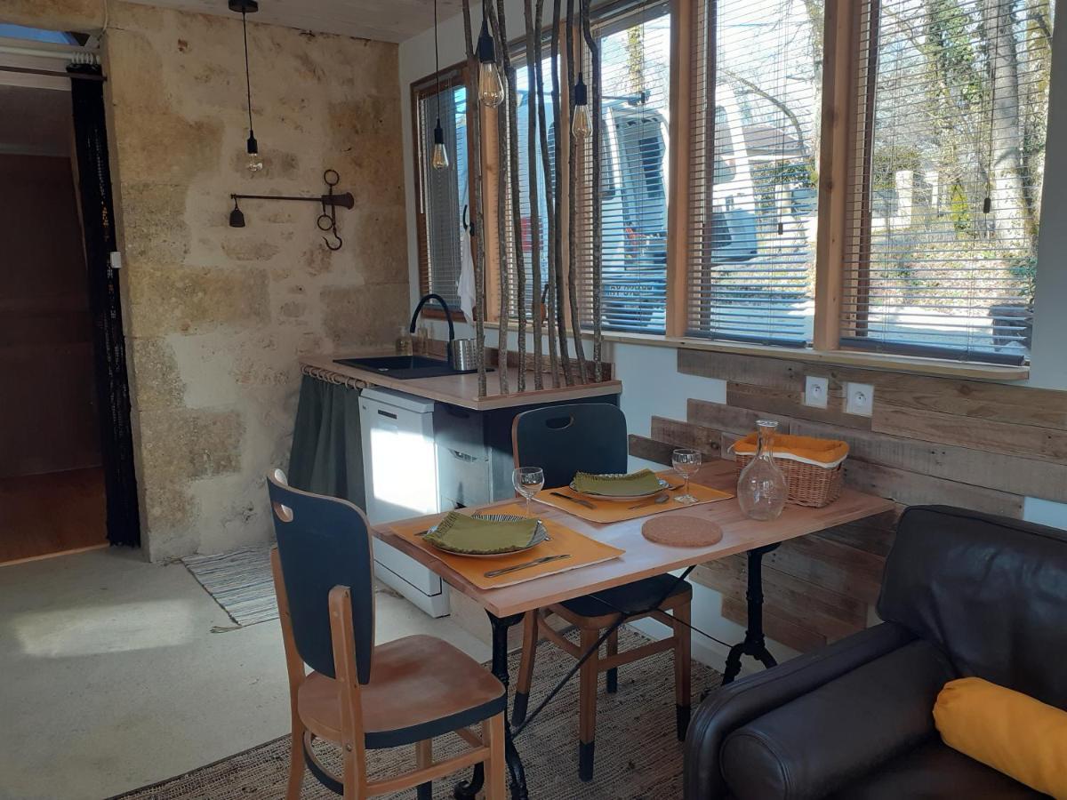Le Gite De La Cabane De L'Oiseau Couze-et-Saint-Front ภายนอก รูปภาพ