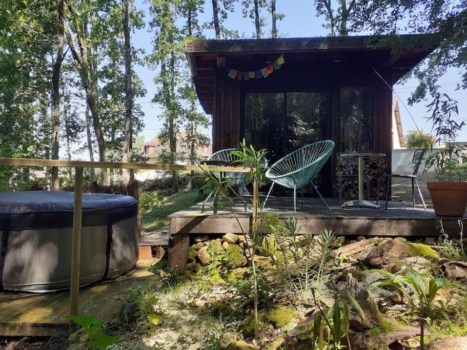 Le Gite De La Cabane De L'Oiseau Couze-et-Saint-Front ภายนอก รูปภาพ